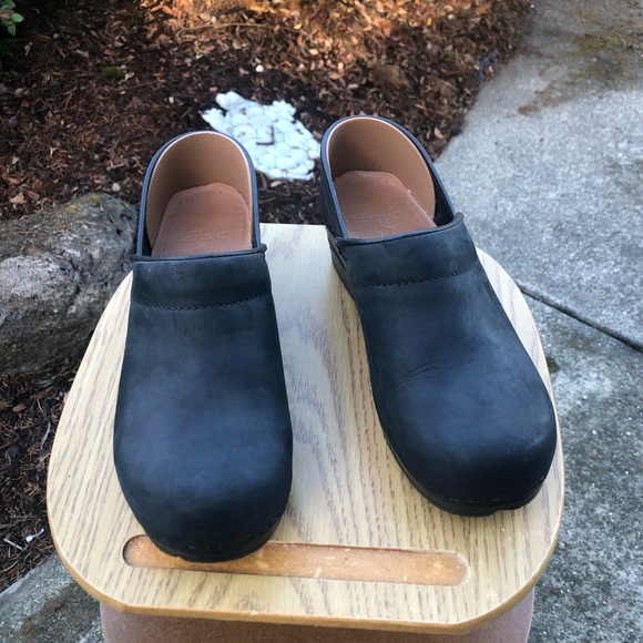 Dansko Shoes - DANSKO SHOES